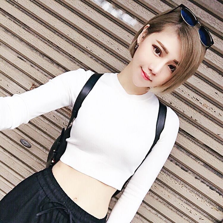 杨梓灵Fiona- 一个微笑动作迷死不少男生