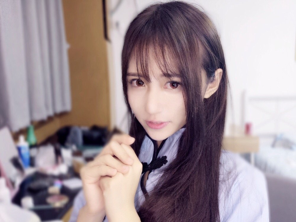 丸子yooo- 美少女主播美妆私房照
