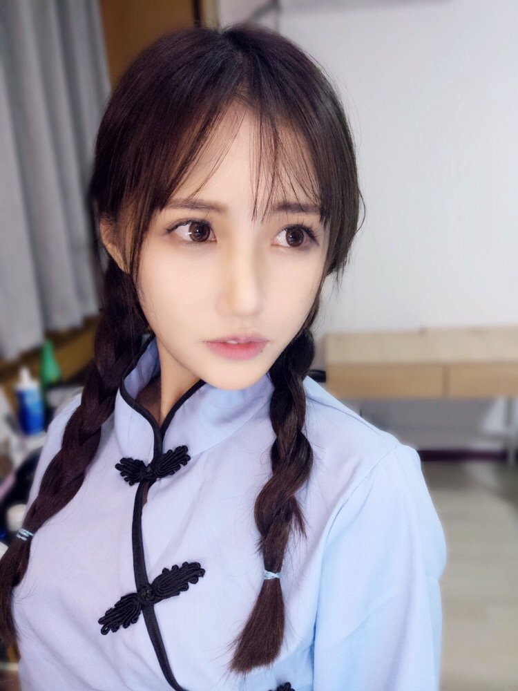 丸子yooo- 美少女主播美妆私房照