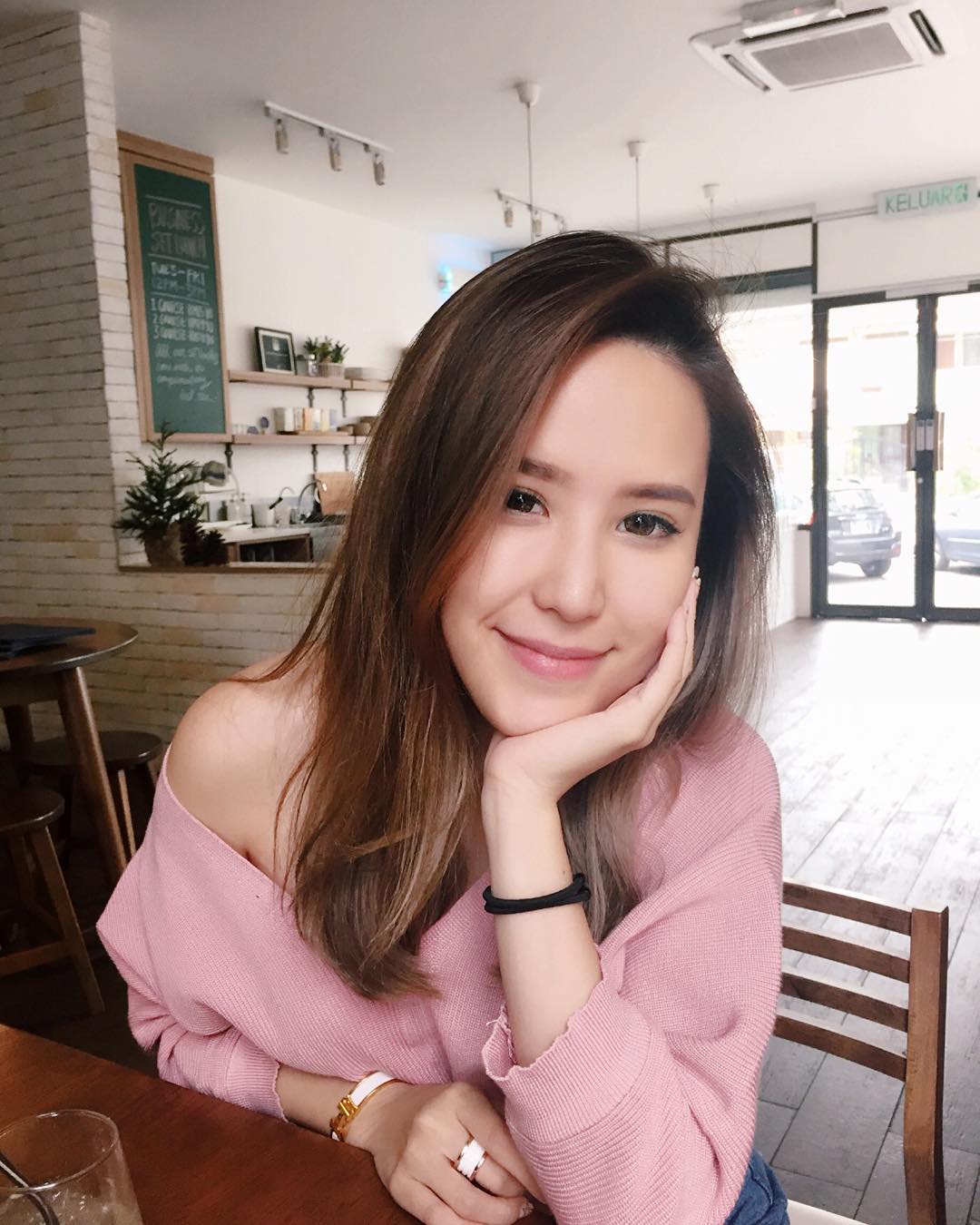 张心恬(Estee Chong)- 性感透视好身材