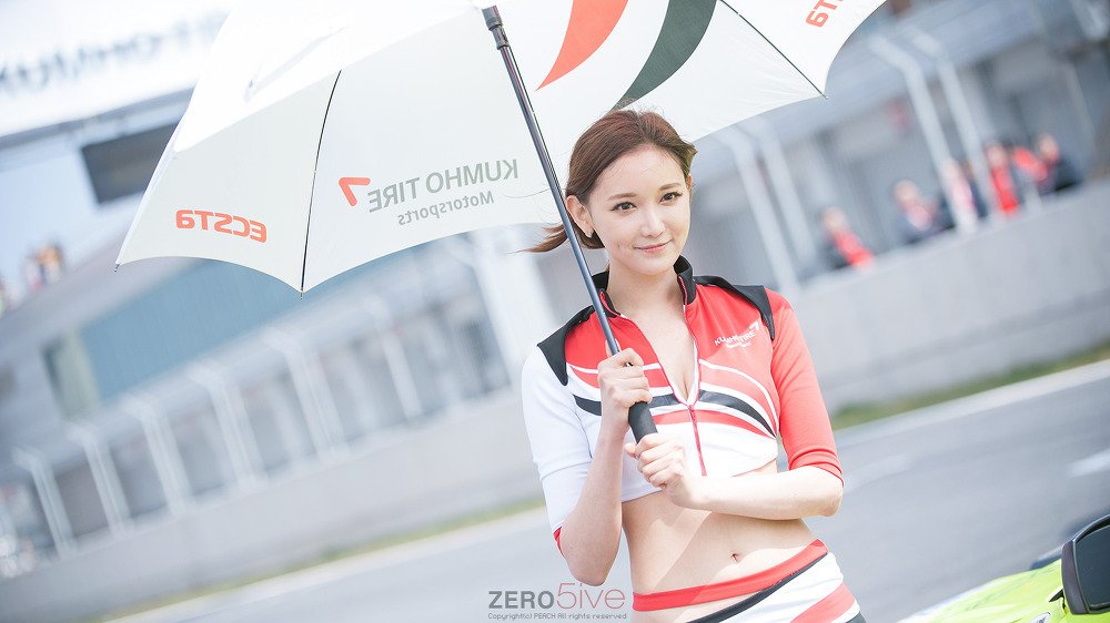 架景- 南韩美女赛车女郎清爽写真