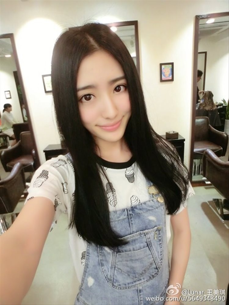 王美琪- 前Lunar美少女微博私房美照