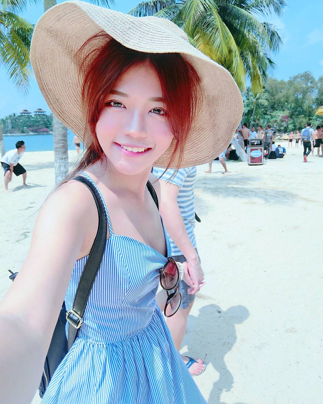 Sharon Sue(苏苏)- 迷人气质 ,阳光,沙滩美景
