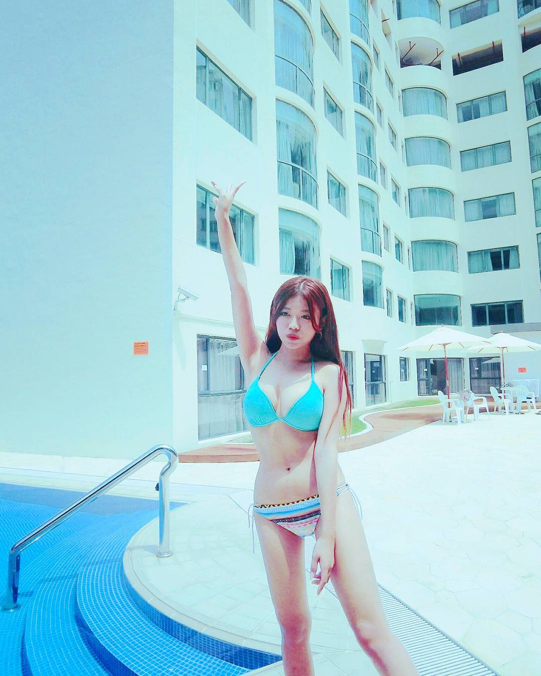 Sharon Sue(苏苏)- 迷人气质 ,阳光,沙滩美景