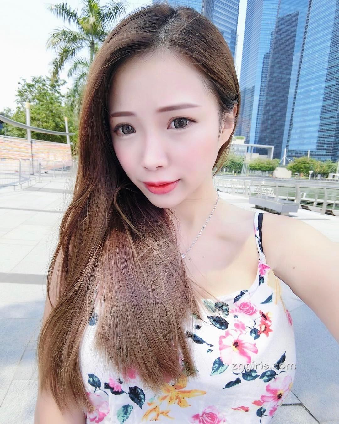 性感DJ蓝丽玲火辣刷盘 台下听众嗨翻天花板