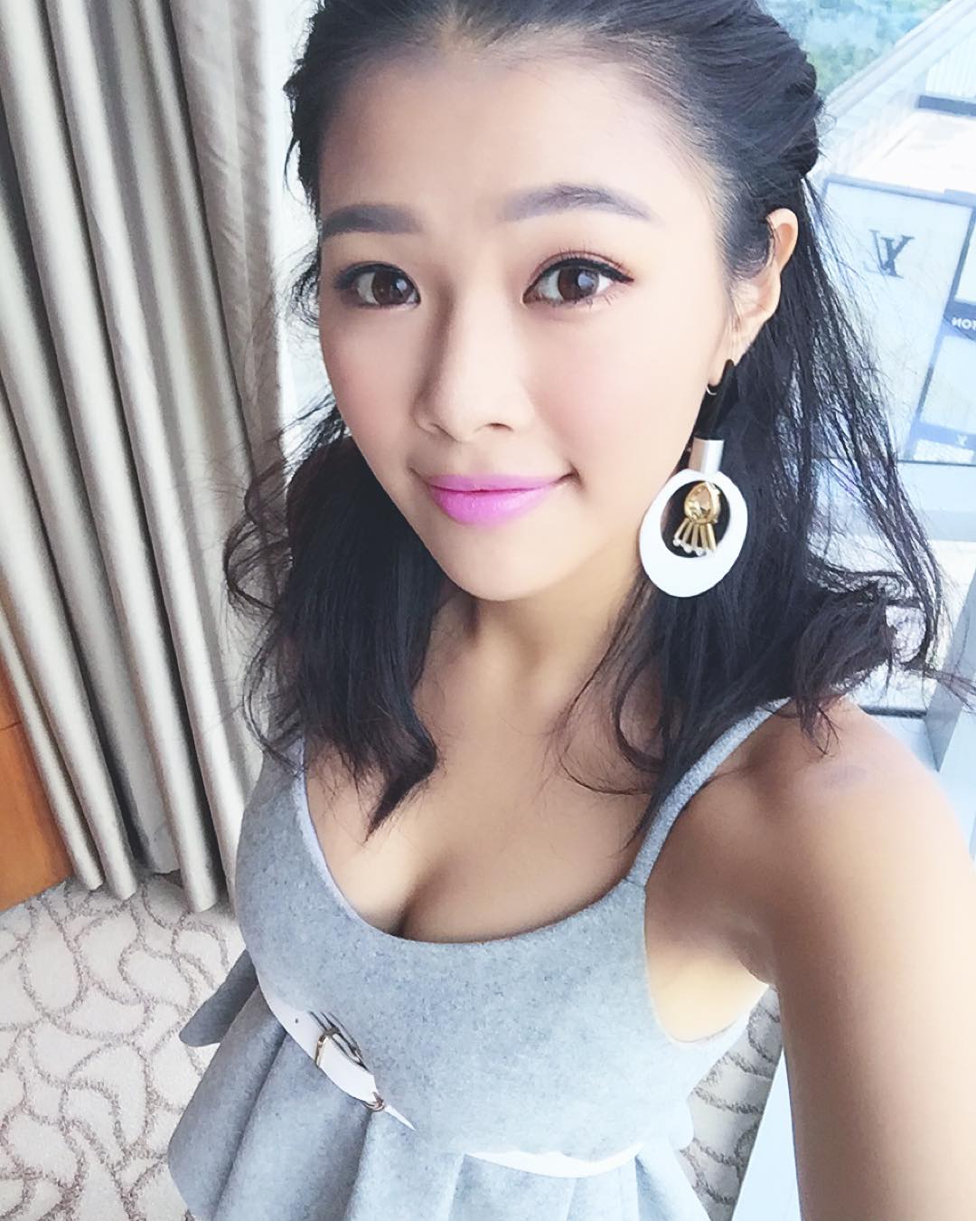 蔚雨芯(刘嘉丽)- 性感晒身材美图