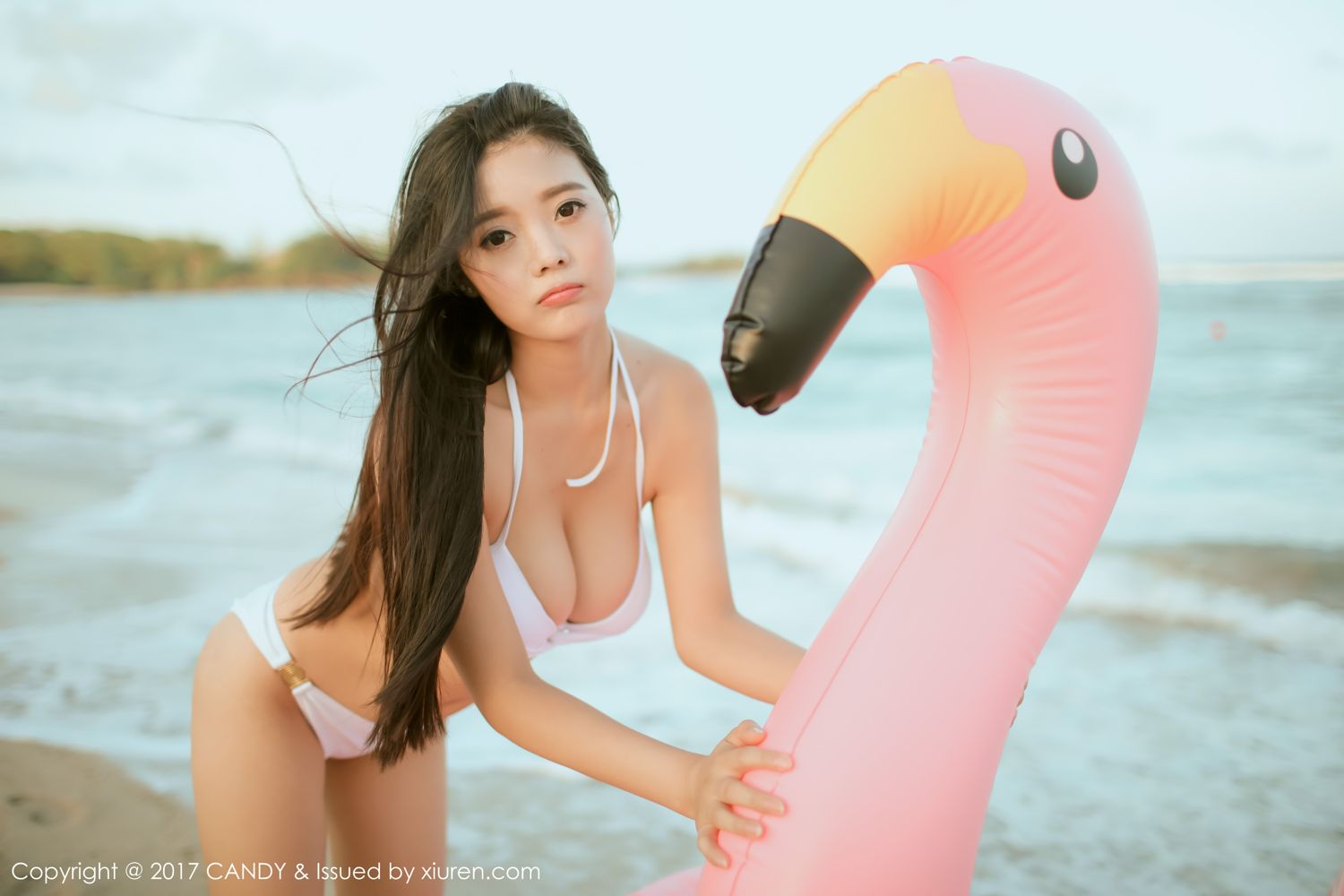 双马尾妹子林美惠子 海边比基尼汹涌澎湃