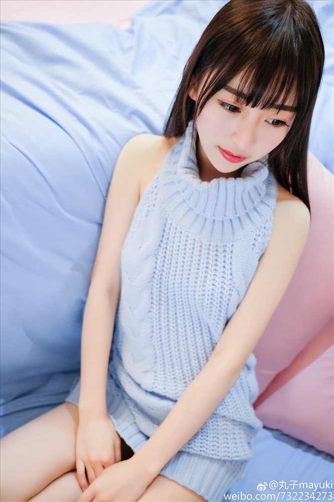 丸子mayuki- 萝莉女仆私房美照