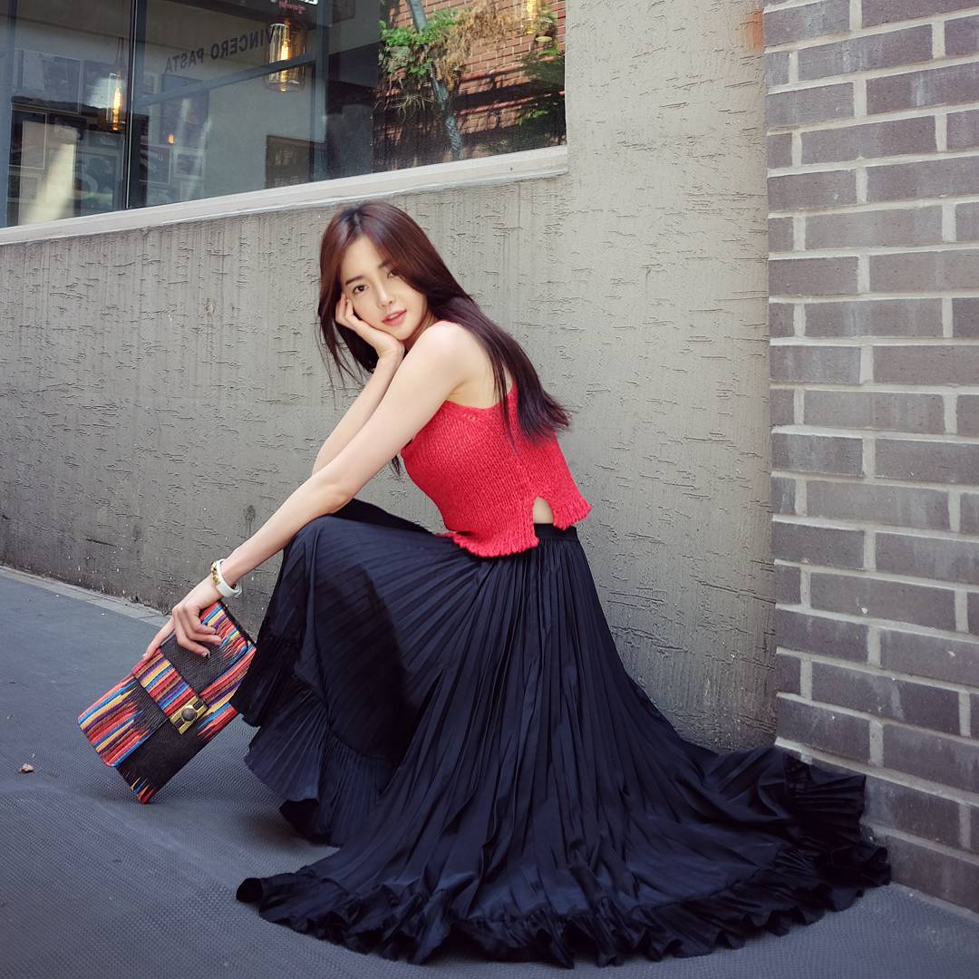 Ban Seo Jin- 南韩超正美腿模特儿