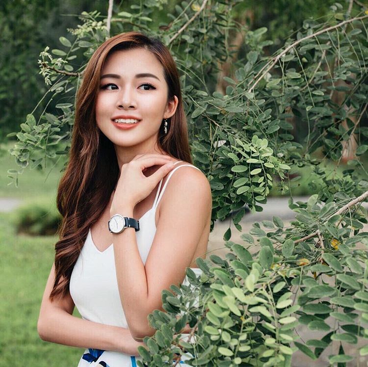 王瑞敏(Elaine Jasmine)- 火辣翘臀让线条更添完美