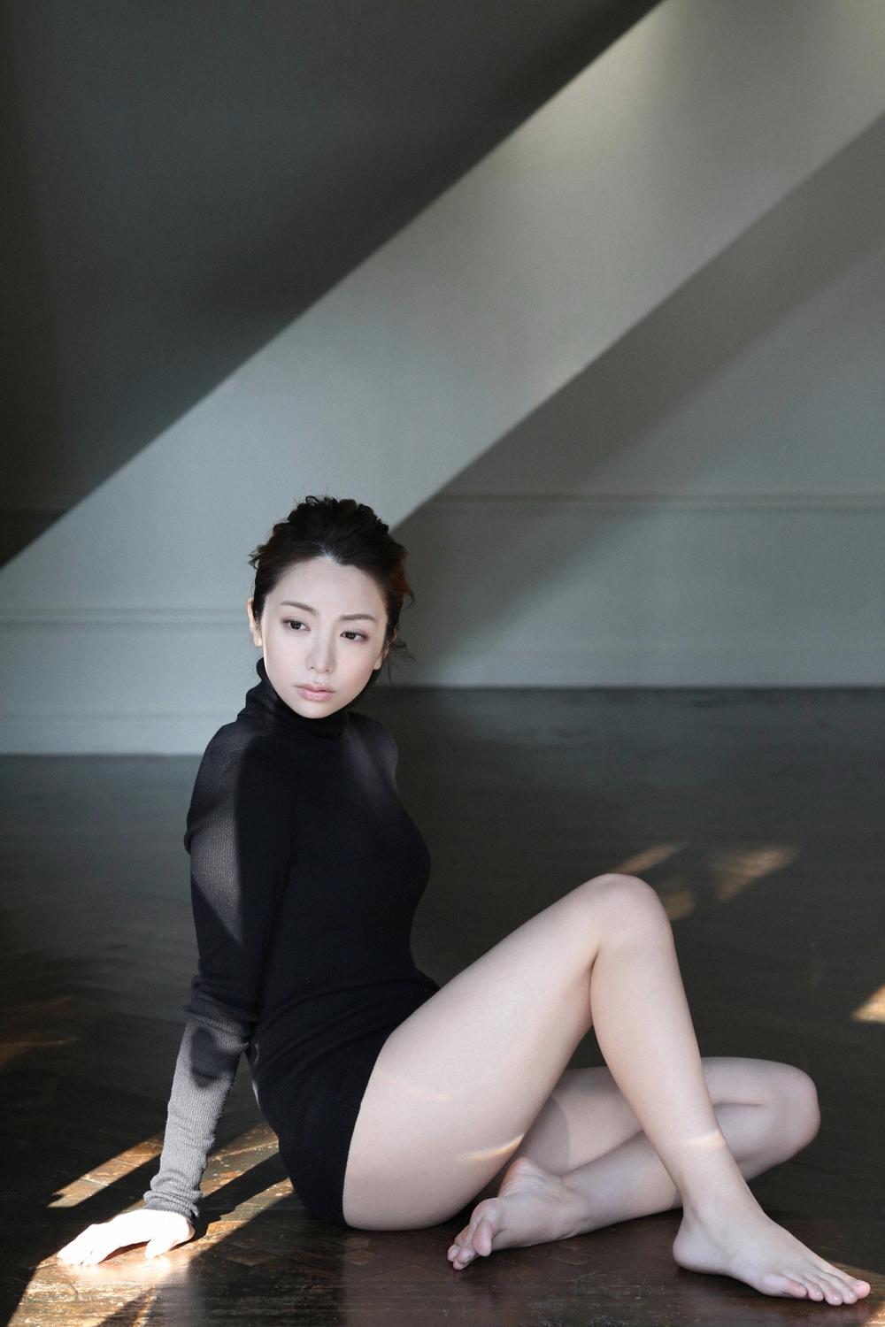 仲村美海- Visual WEB S, Vol.763