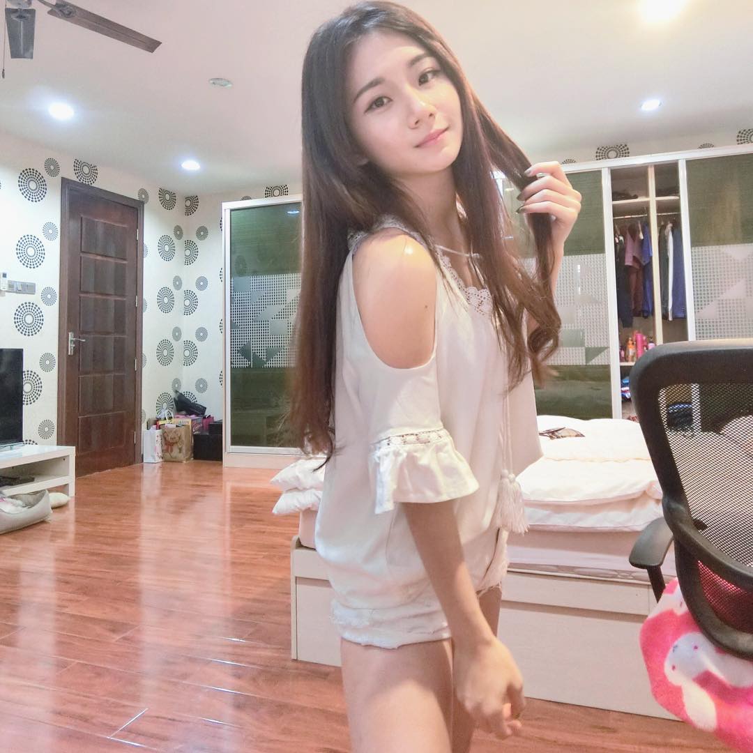 Josephy Li- 大马正妹性感自拍