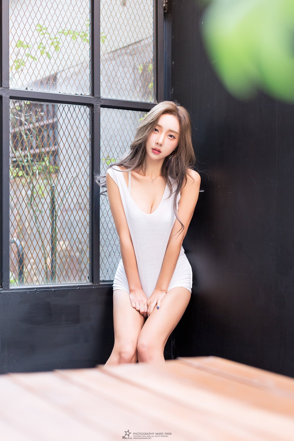 韩国美女Kim Mina 眼角美人痣倍撩人