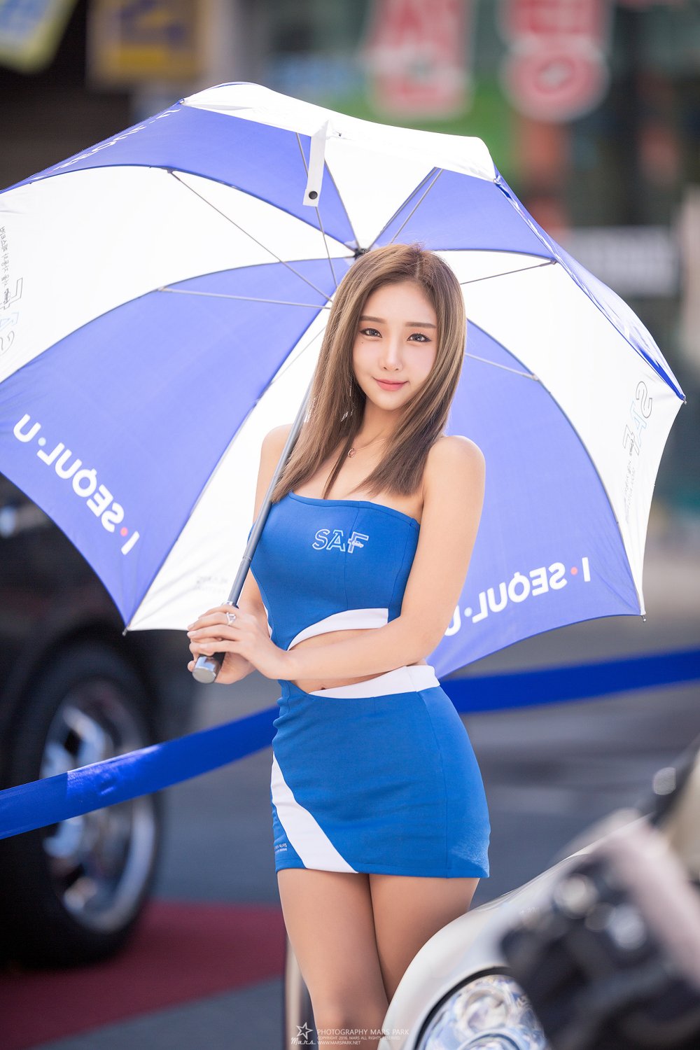 韩国美女Kim Mina 眼角美人痣倍撩人