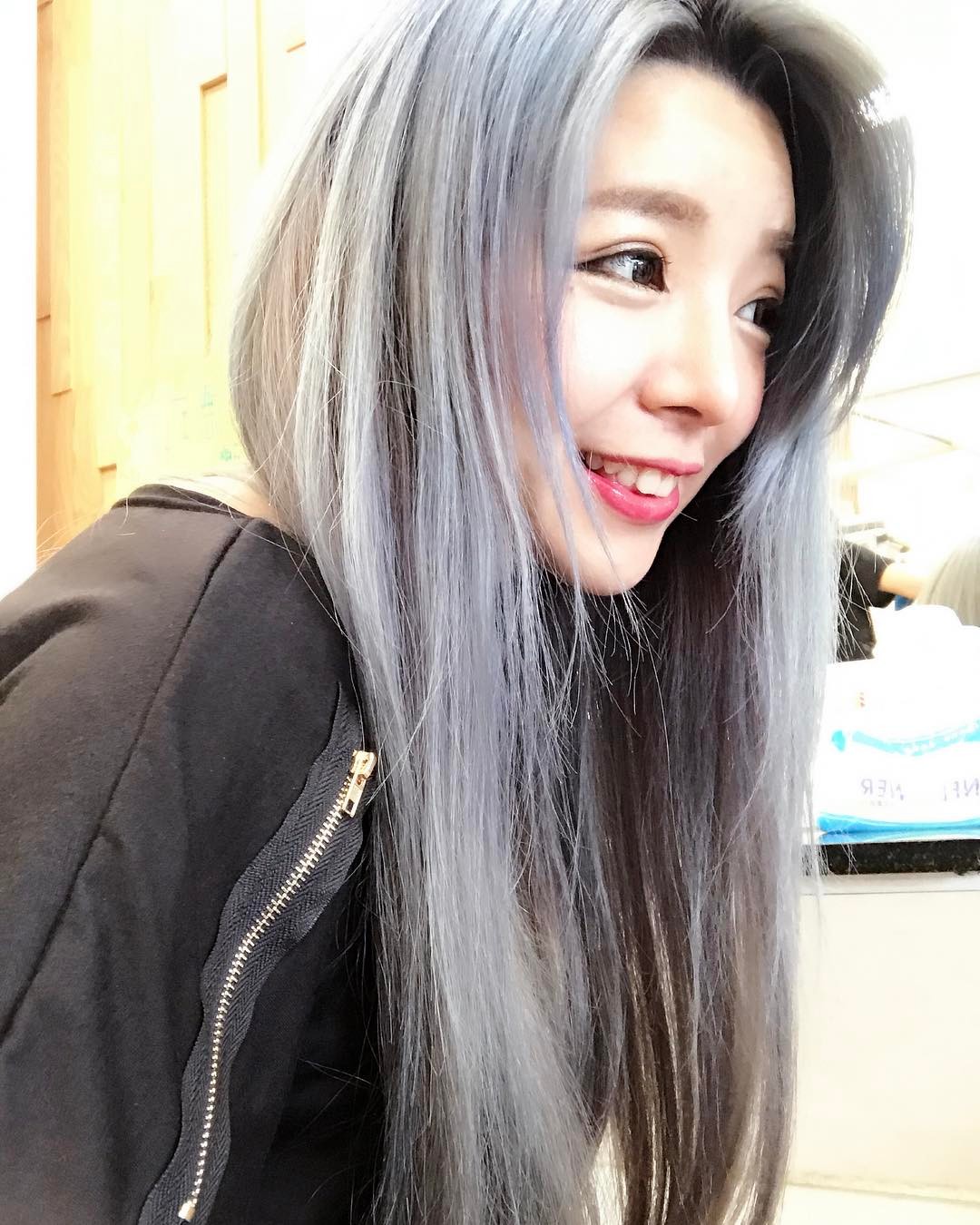 17女主播赵姿瑜Momo 童颜粉嫩私房照