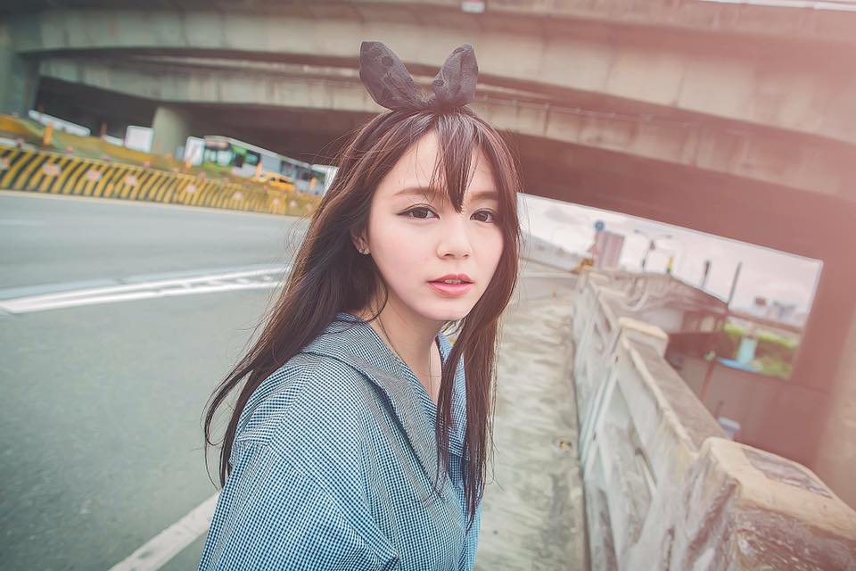 台湾showgirl甜心小亚 养眼妹子私房照