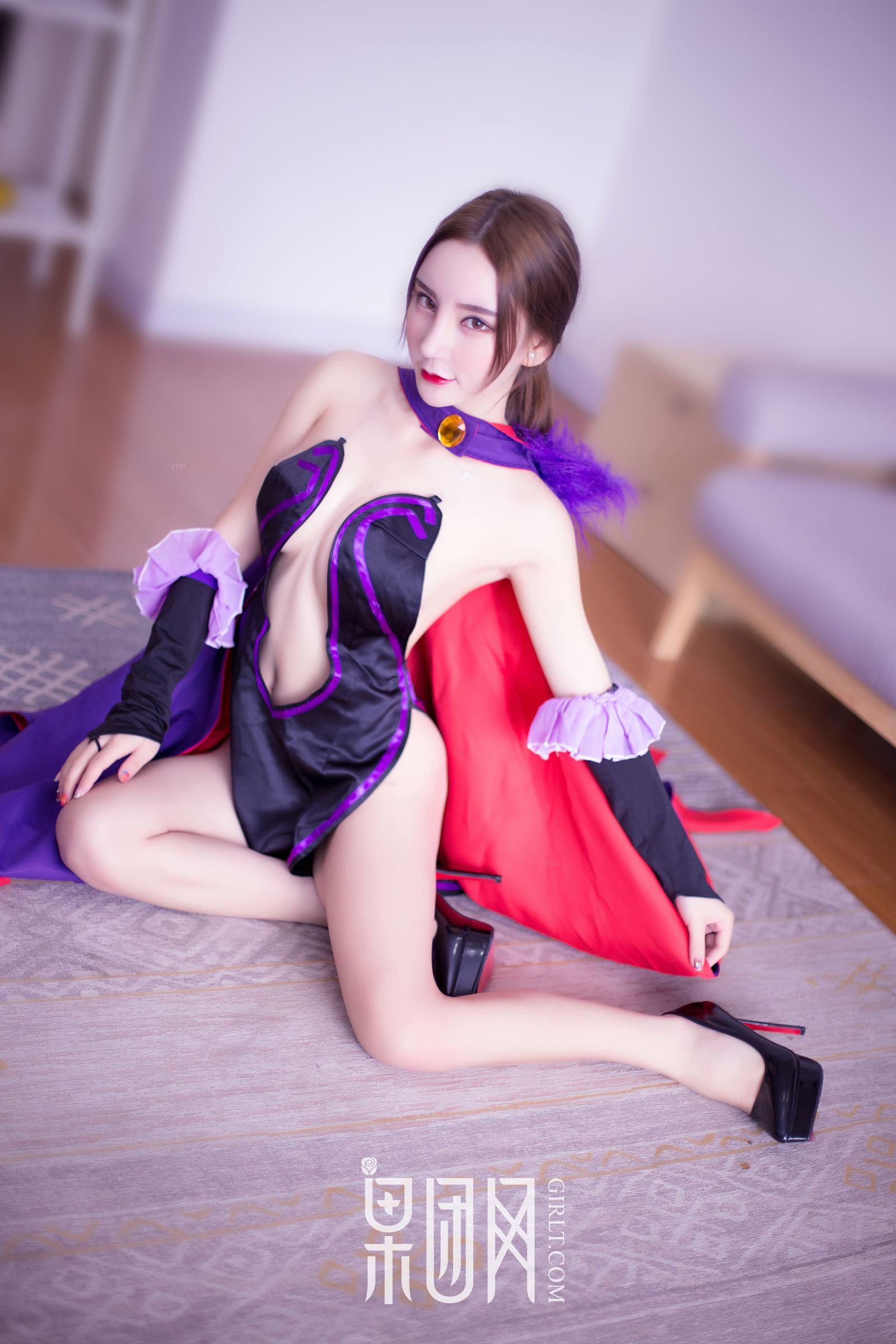 周于希果团新秀,妖艳美丽!