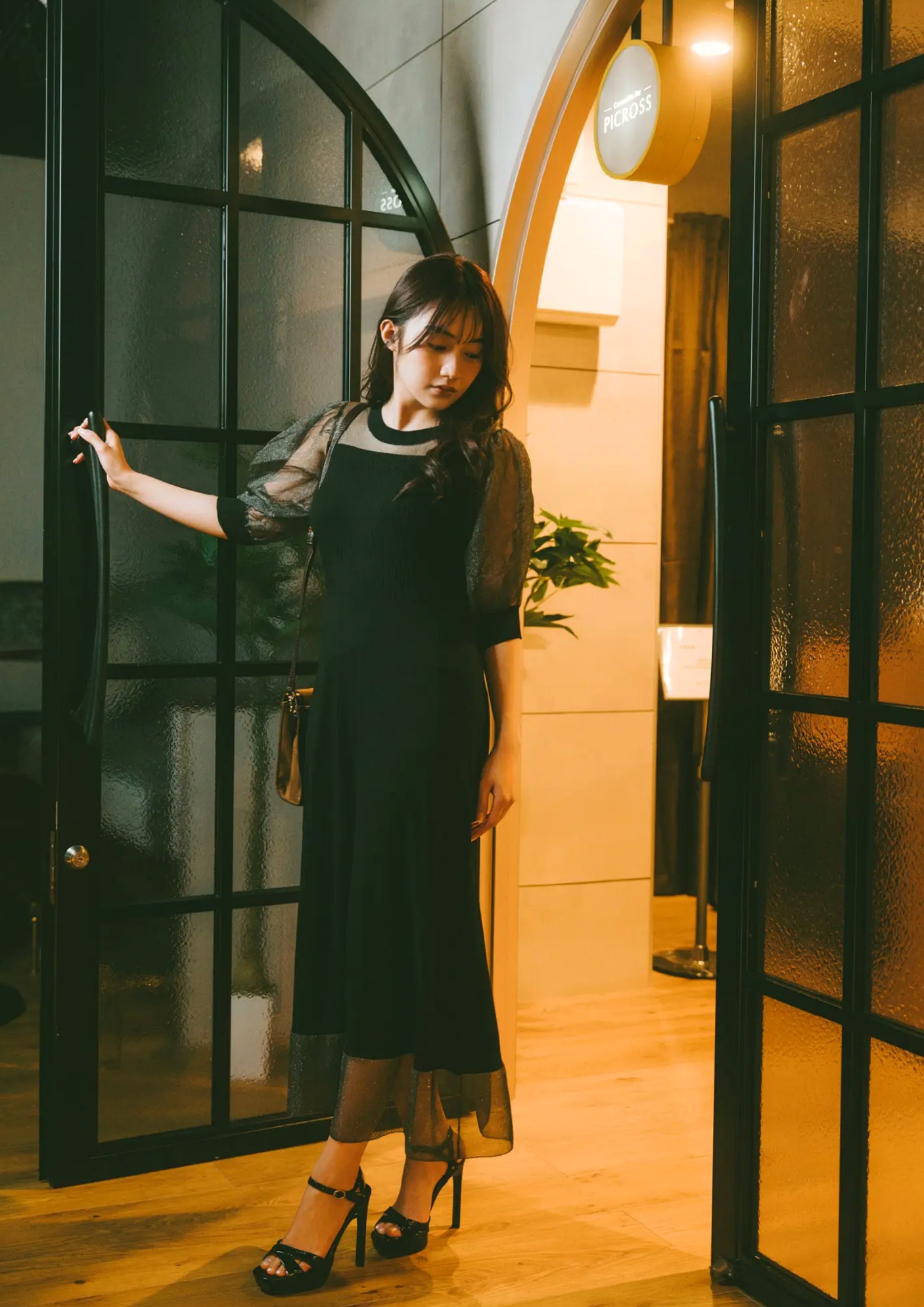 黒木ひかり《Midnight romance》深夜浪漫性感内衣浴室私房写真