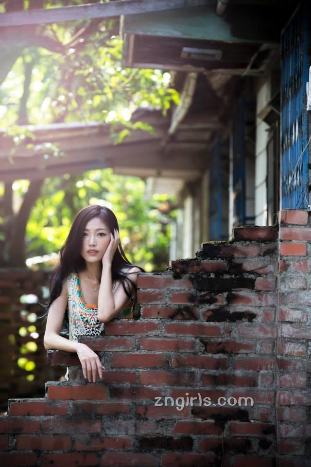 Lady憶憶(彭丽嘉) 清新气质外拍写真