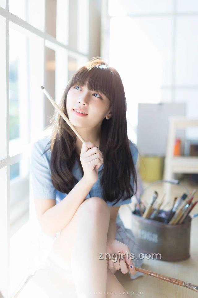 泰国正妹Alyss Sangperng 超清新空灵系美女麻豆