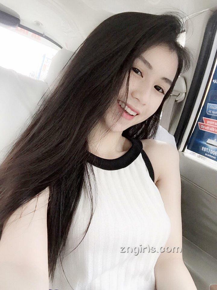 越南正妹Bùi Ngọc 混血五官精致而脱俗