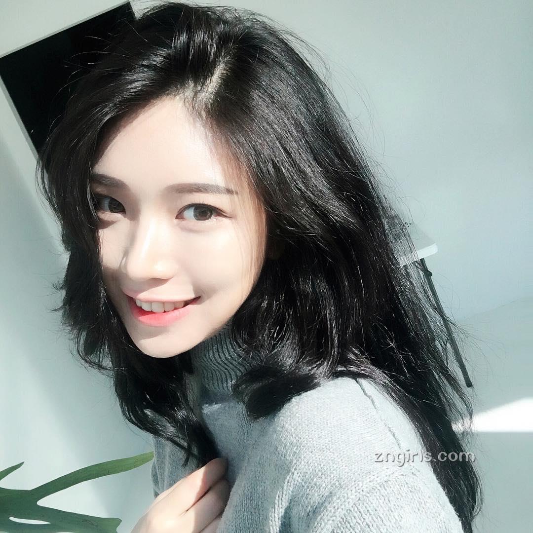 韩国自由麻豆李诗雅 清纯性感兼备的美人儿