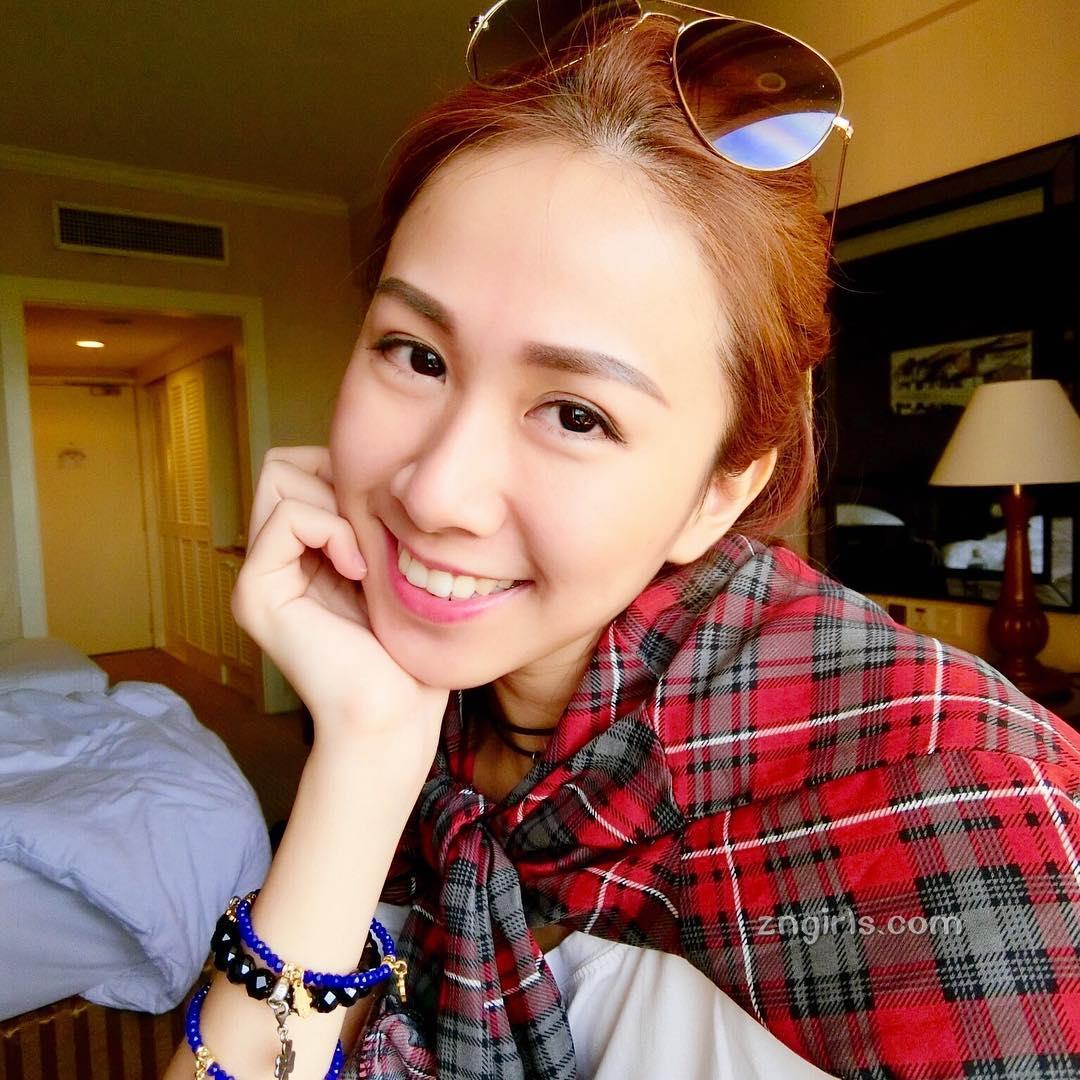 大马正妹Christine Pang沙滩拍美照