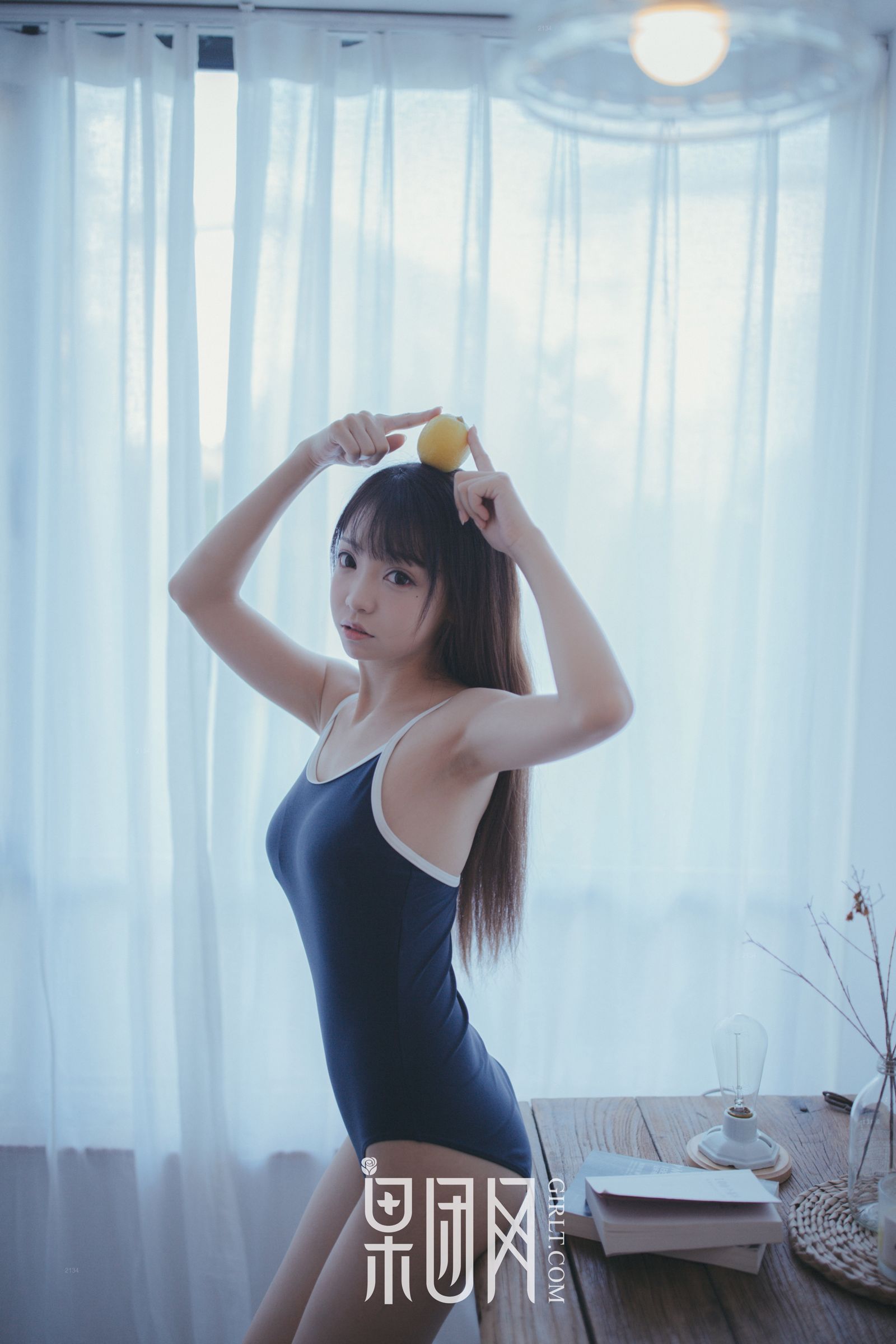 邻家小妹水花花陪你吃早餐!