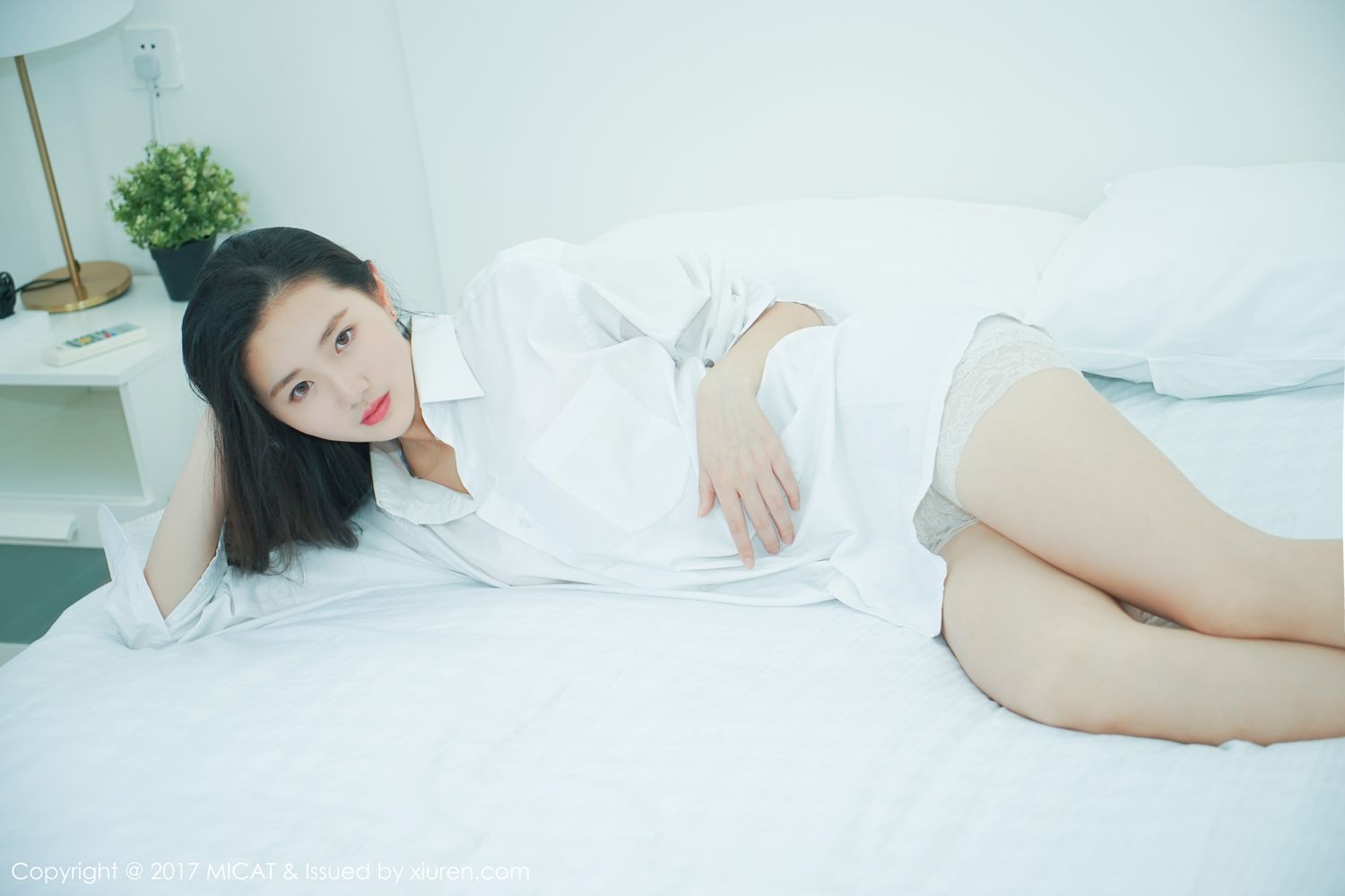 文艺少女画画sugar 微微一笑沁入心窝