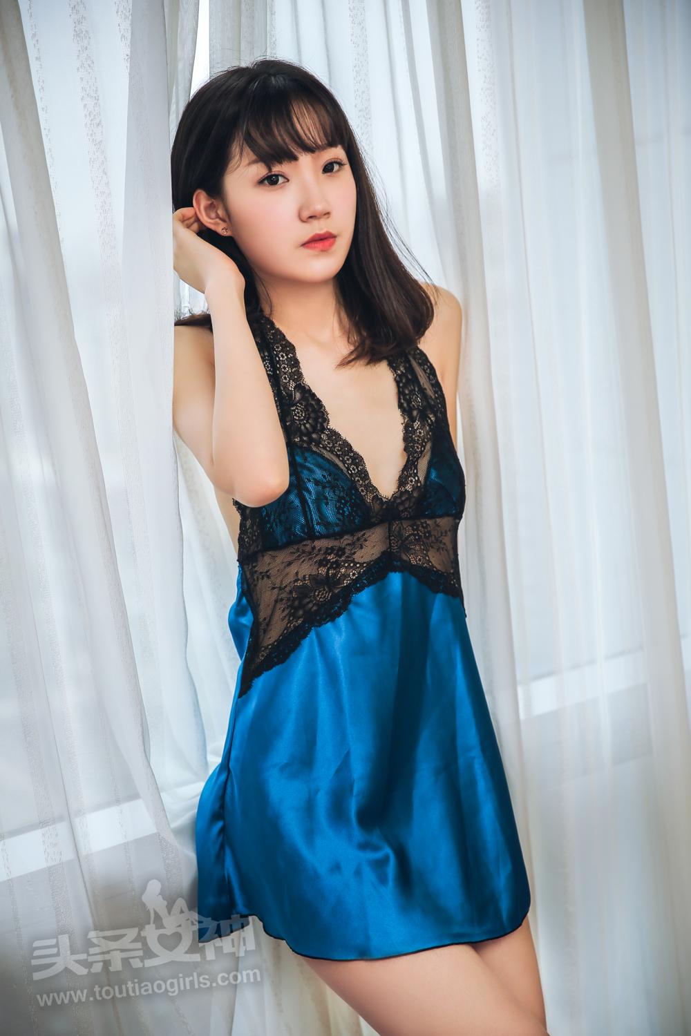 萝莉美女闫璐Lucy 蓝色蕾丝长裙系列