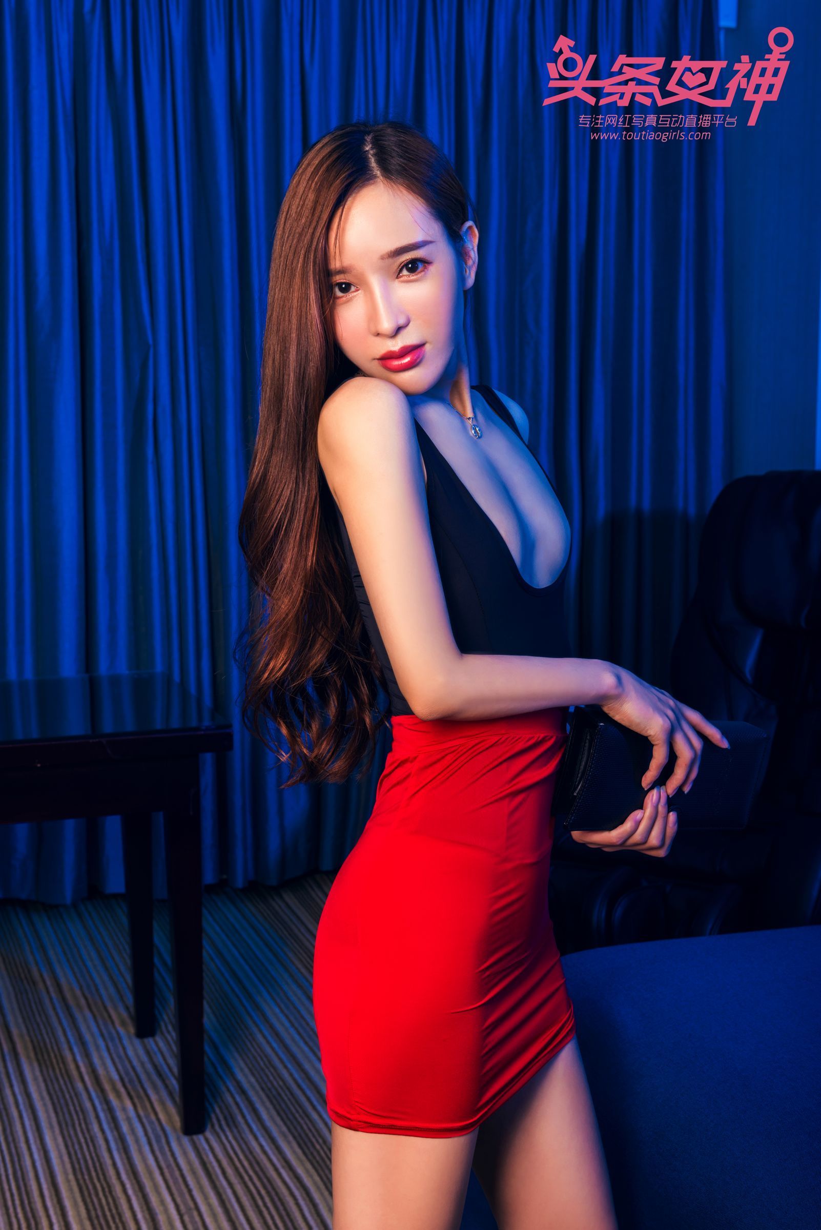 我的主人艾小青