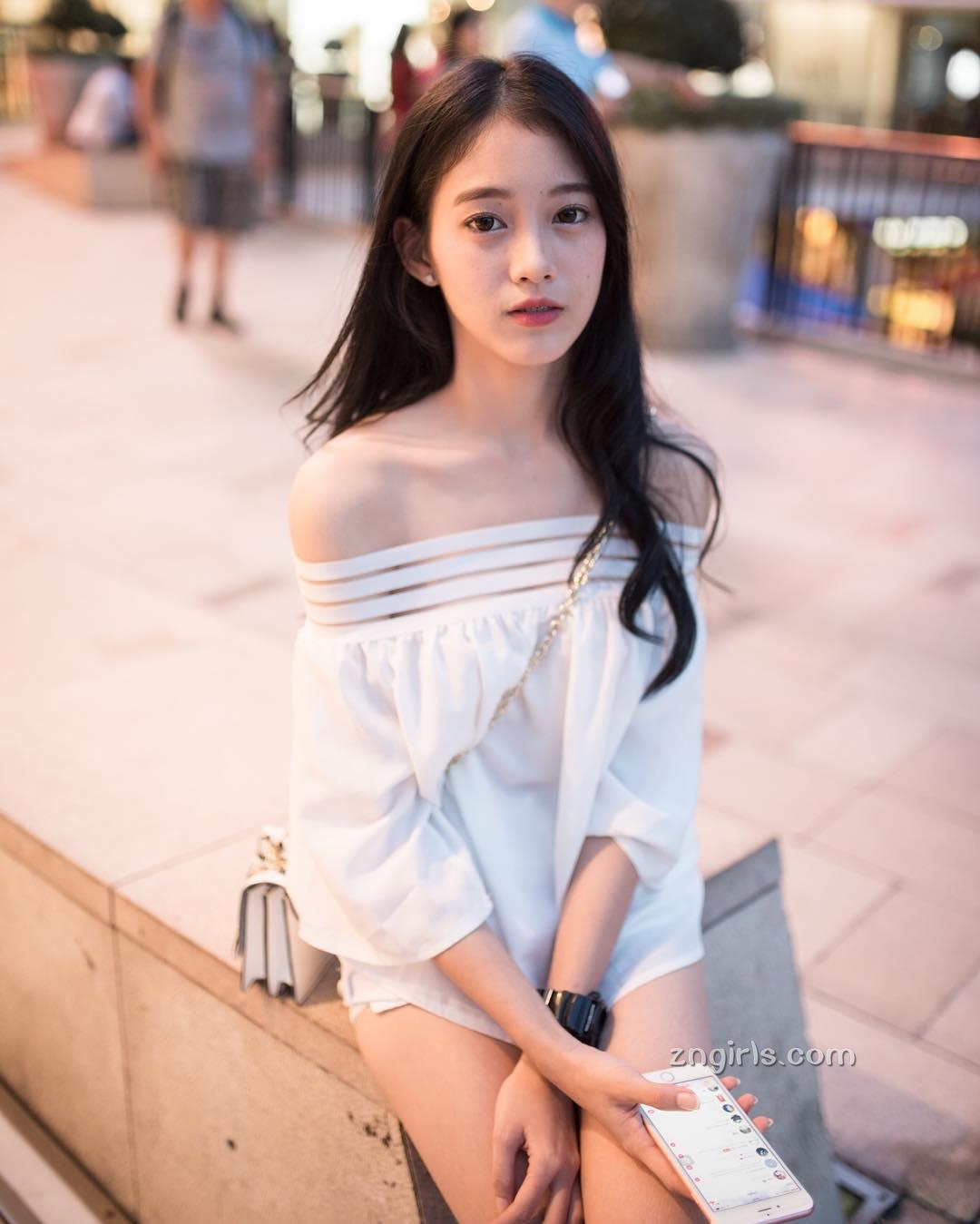 清纯美女Pimploy Chitranapawong唯美写真