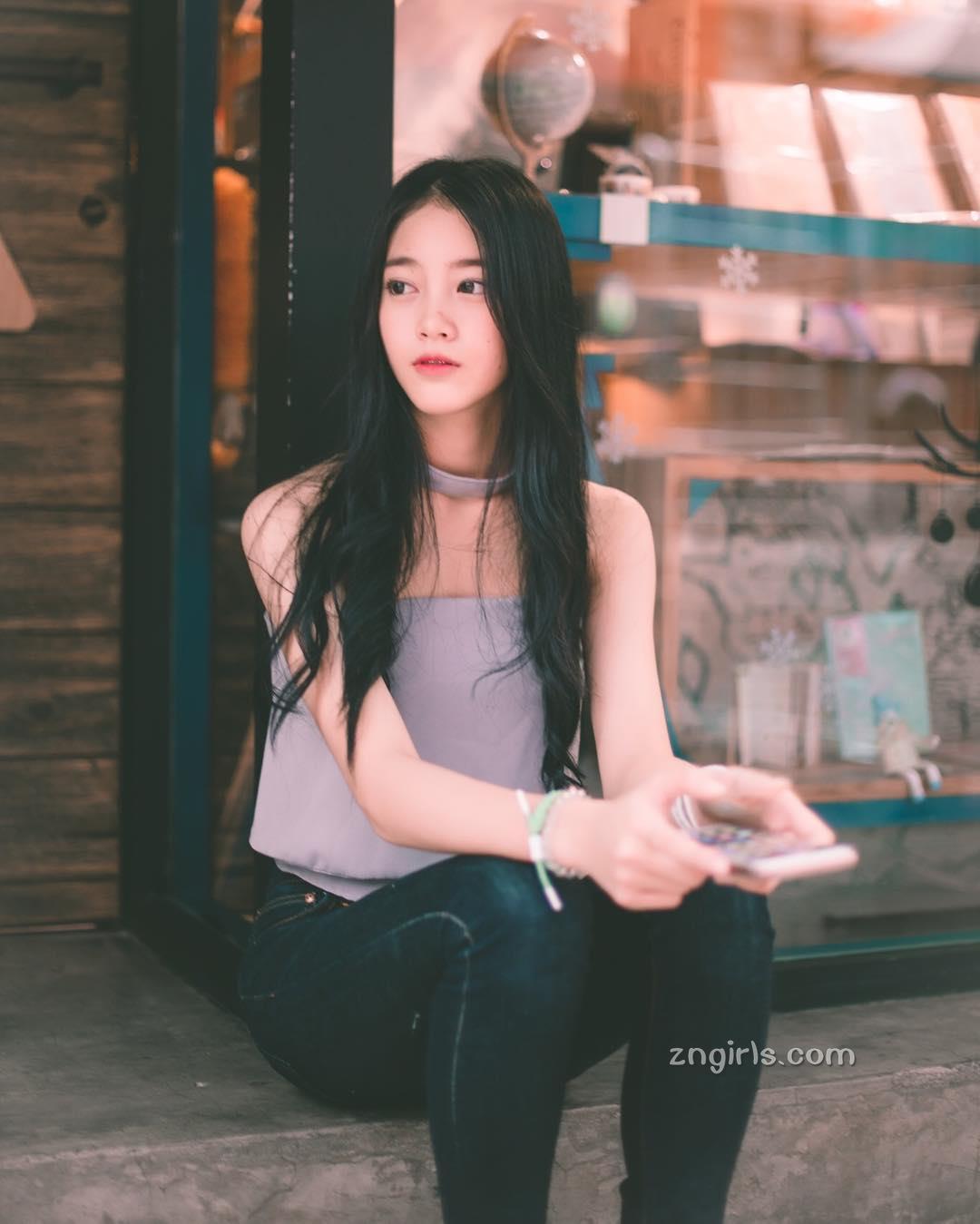 清纯美女Pimploy Chitranapawong唯美写真