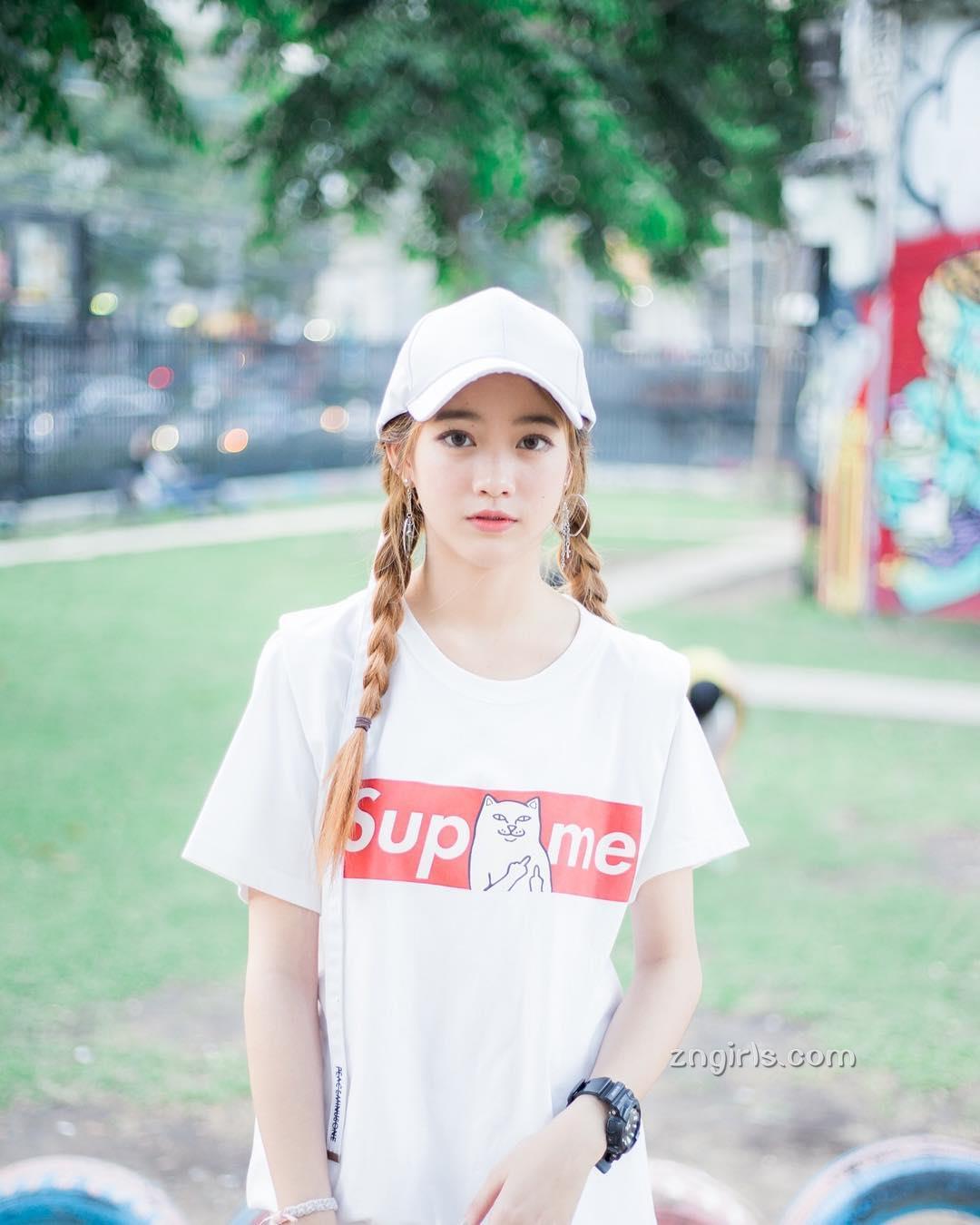 清纯美女Pimploy Chitranapawong唯美写真