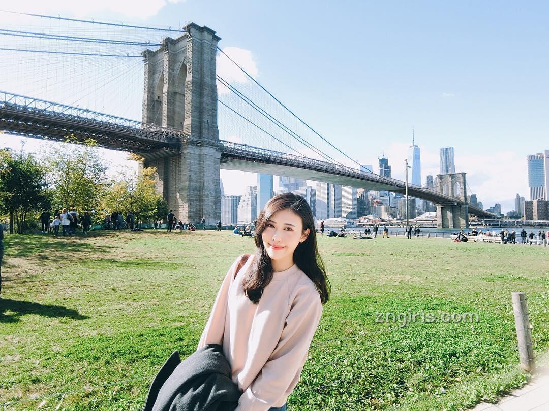 护理系校花Hannah Chin 转型空姐俏丽私房照