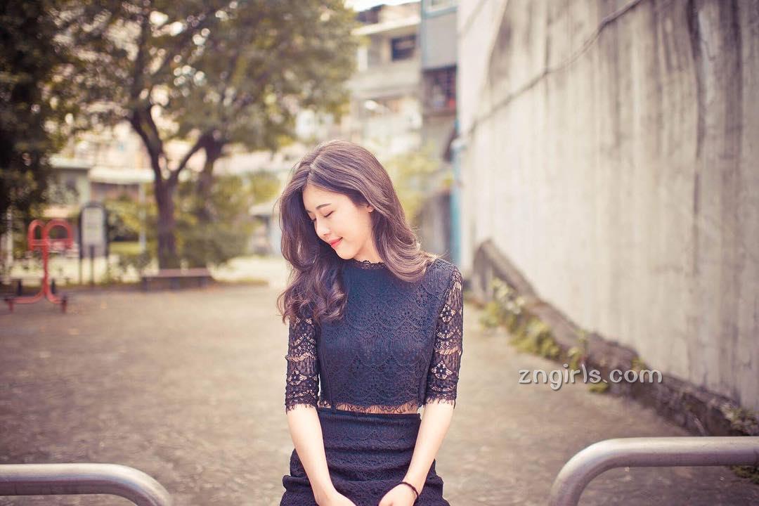 护理系校花Hannah Chin 转型空姐俏丽私房照