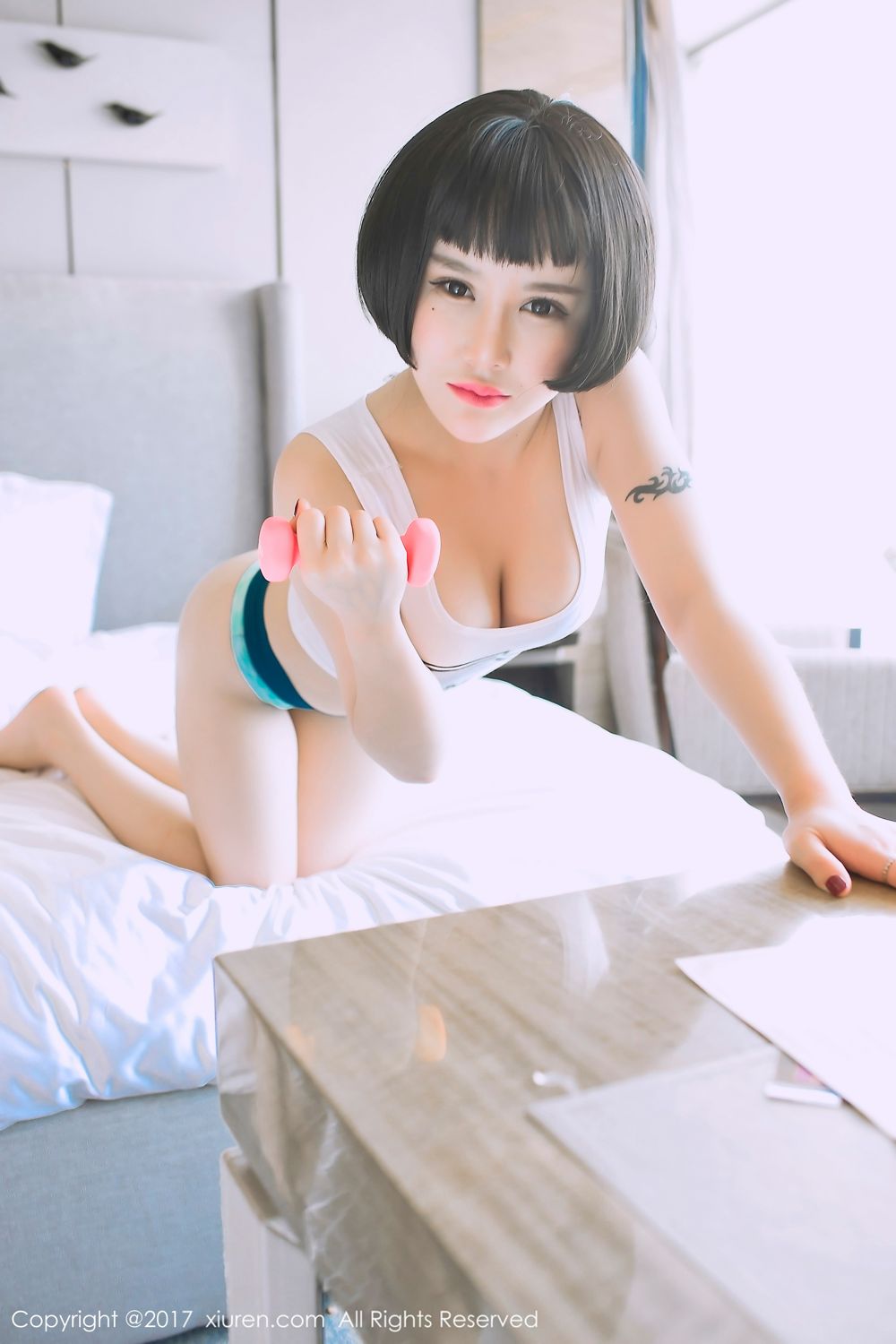 双马尾妹子佑熙 健身哑铃死库水
