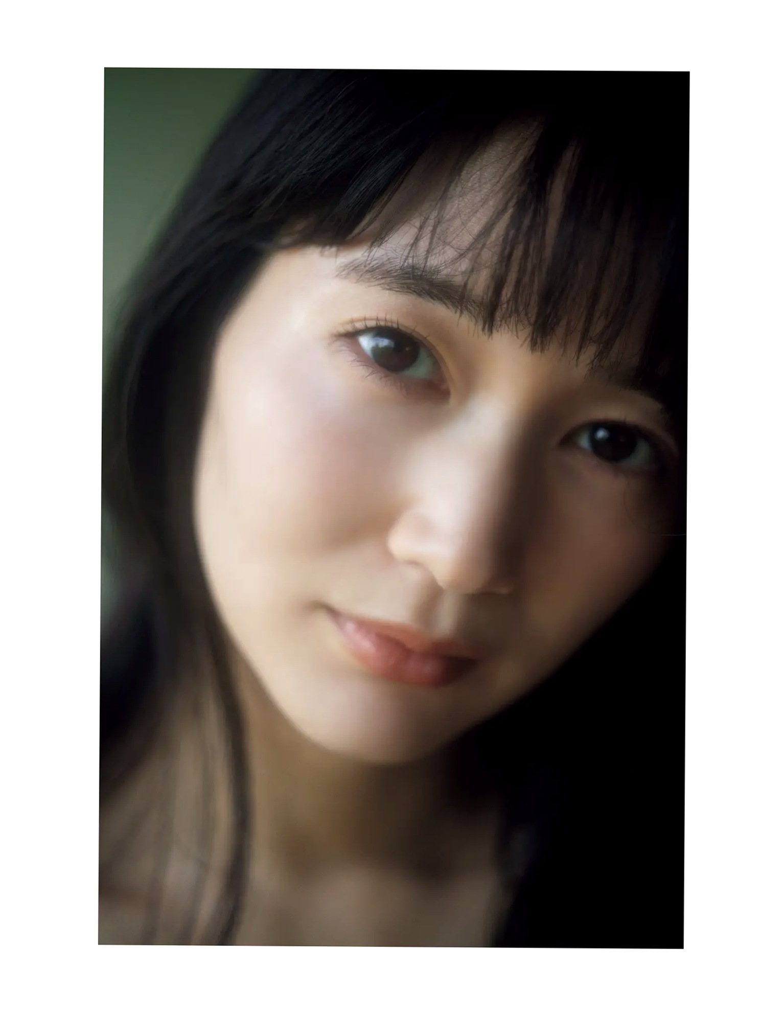 出口亜梨沙 - ESSENCE 户外蓝天性感内衣大尺度写真