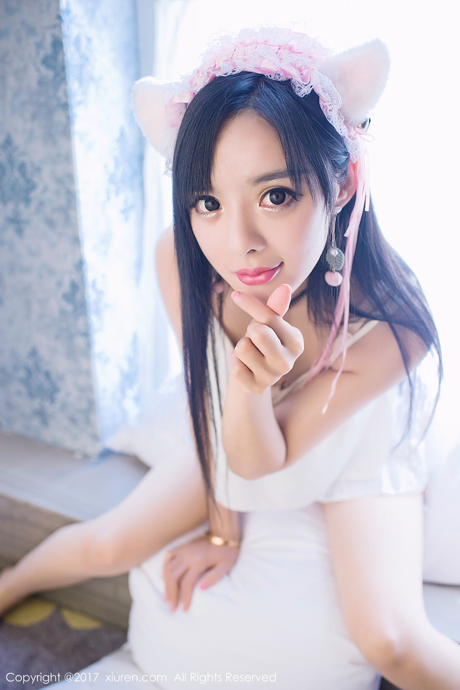 美娇娘柠檬baby 白色吊带小猫女
