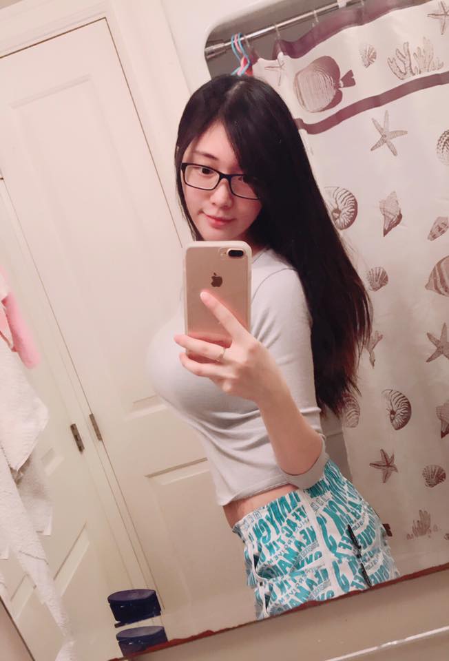 台湾正妹谢薇安Vivian 最养眼人妻私房照