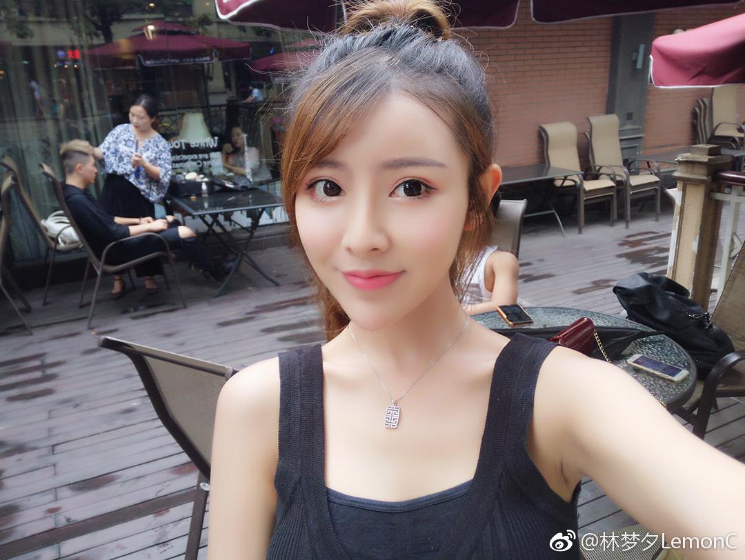 元气少女林梦夕 清纯面孔傲人身材