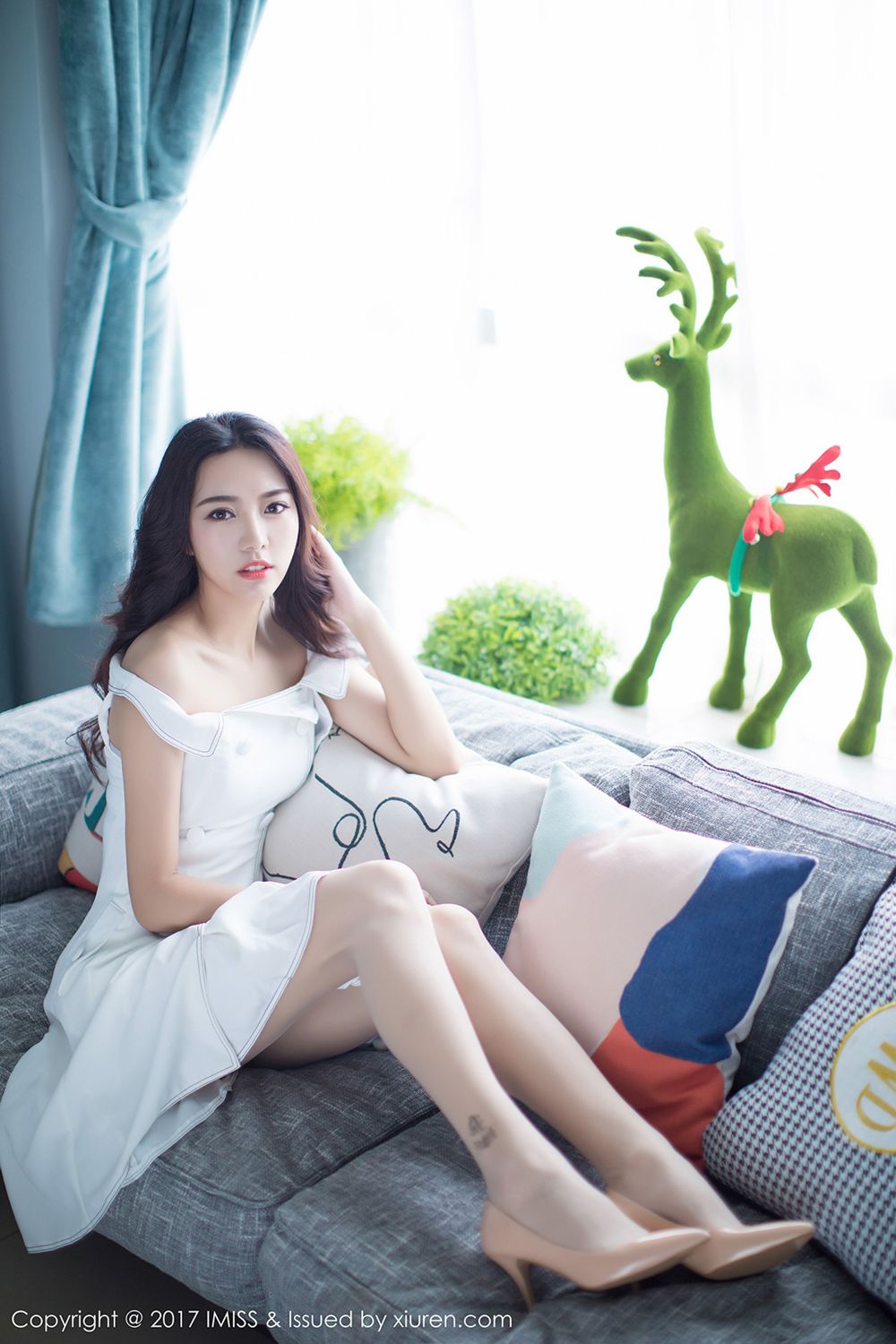 气质美女新人嫣儿 身材苗条婀娜多姿