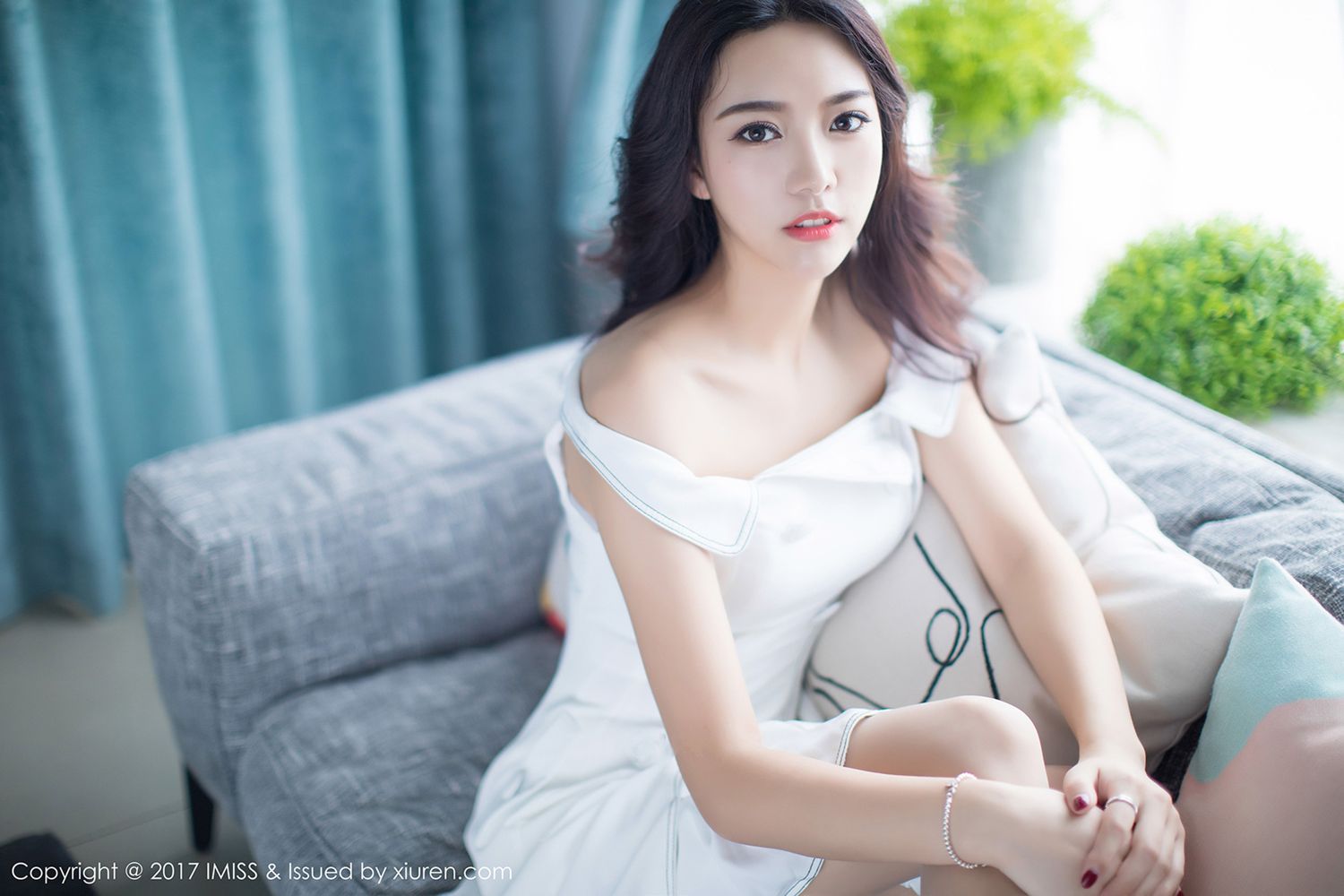 气质美女新人嫣儿 身材苗条婀娜多姿