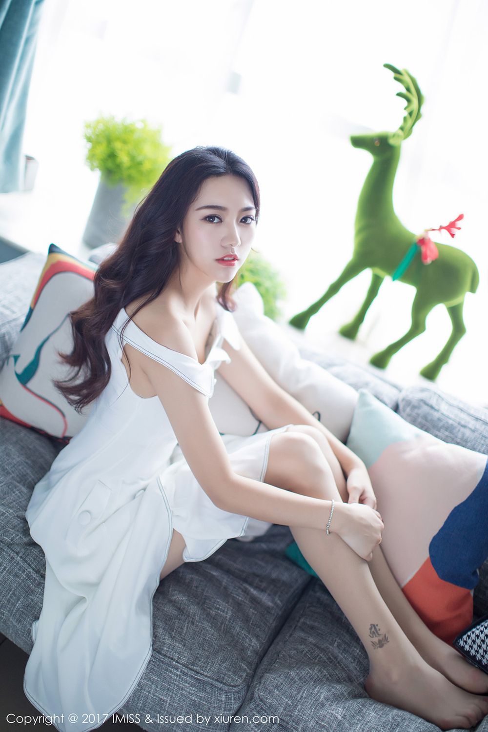 气质美女新人嫣儿 身材苗条婀娜多姿