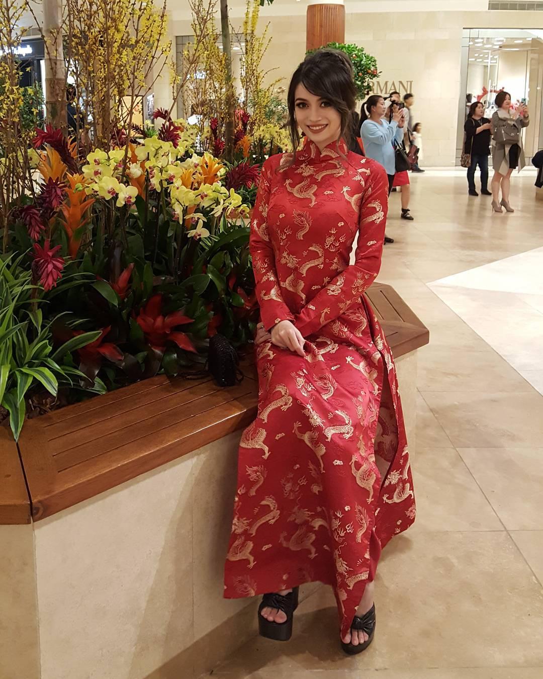 越南正妹Qilin 不仅是电玩高手还是性感Coser