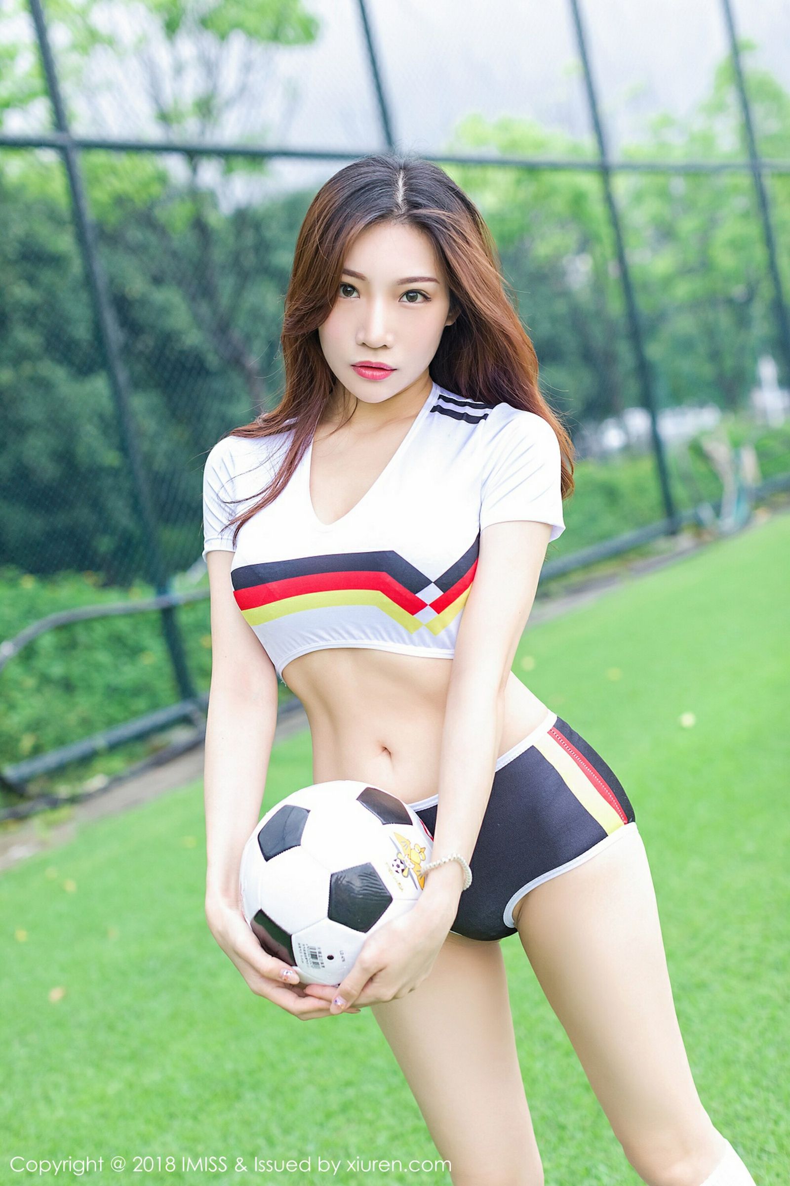 足球女神小狐狸Sica 德国战车与巴西桑巴
