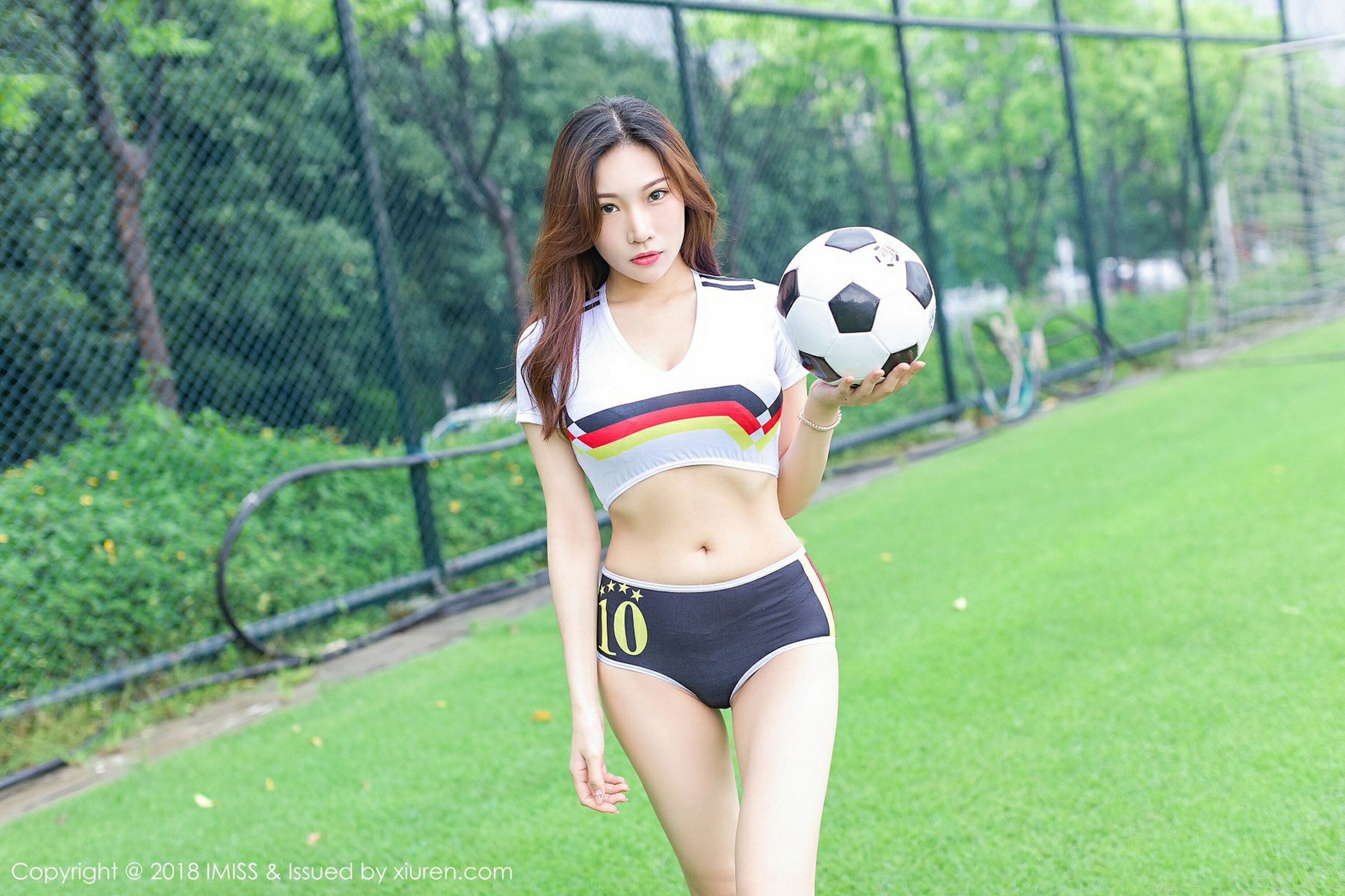 足球女神小狐狸Sica 德国战车与巴西桑巴