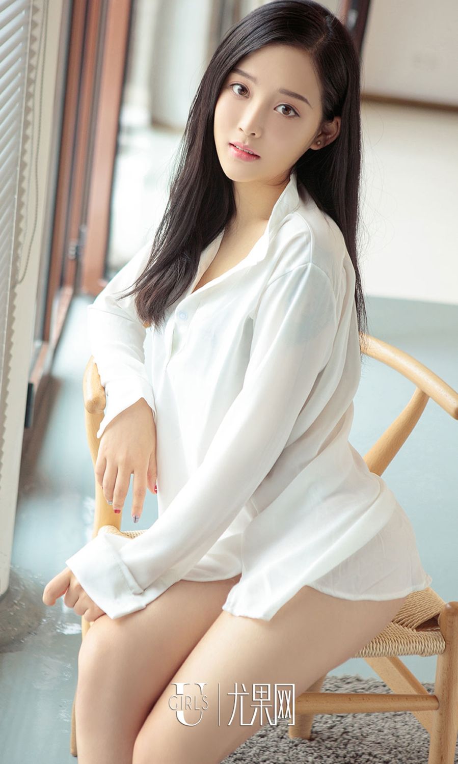 运动美人凌菲 湿透的篮球服