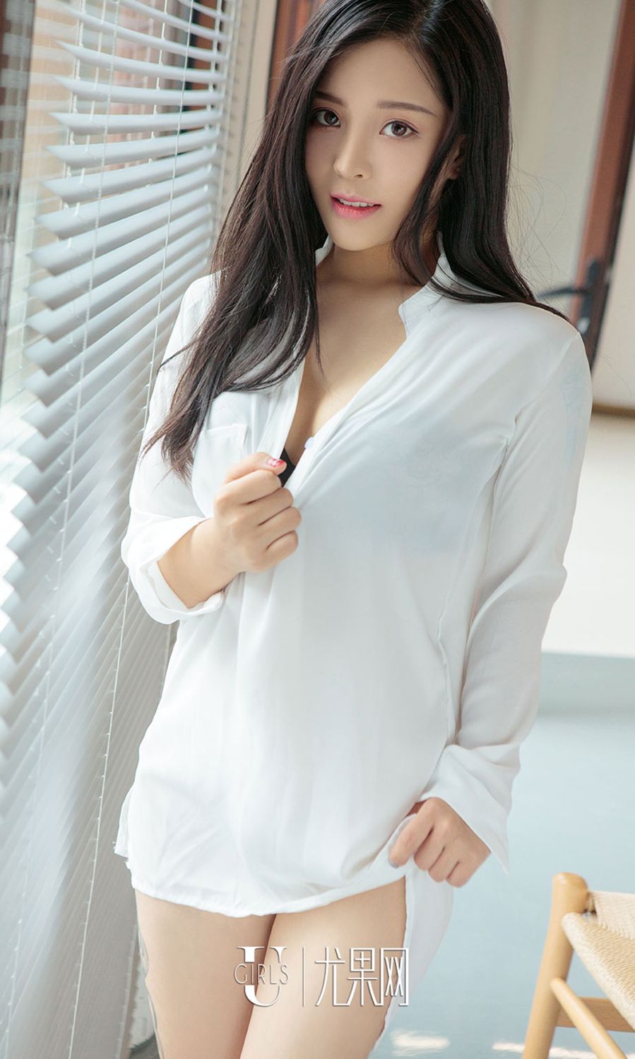 运动美人凌菲 湿透的篮球服