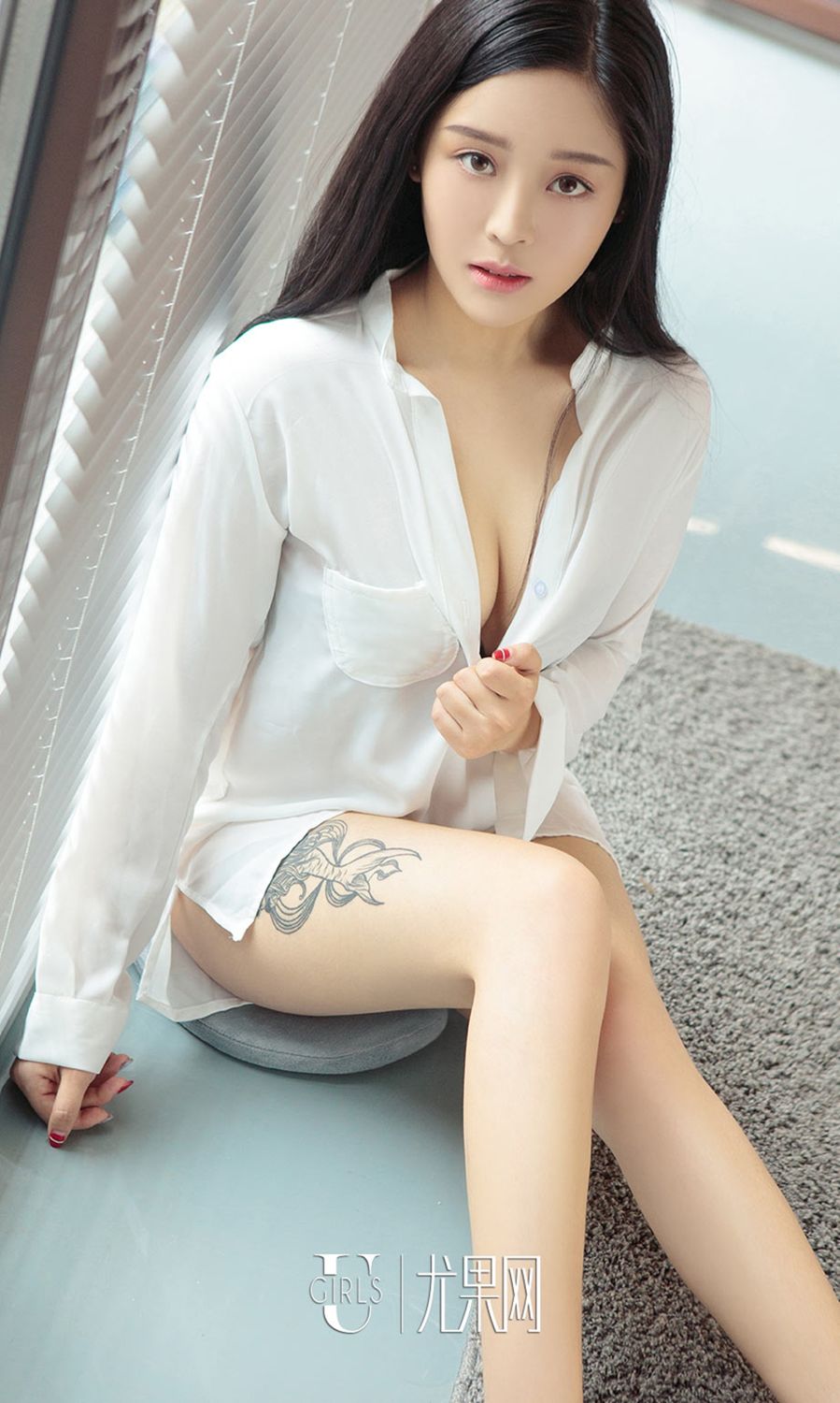 运动美人凌菲 湿透的篮球服